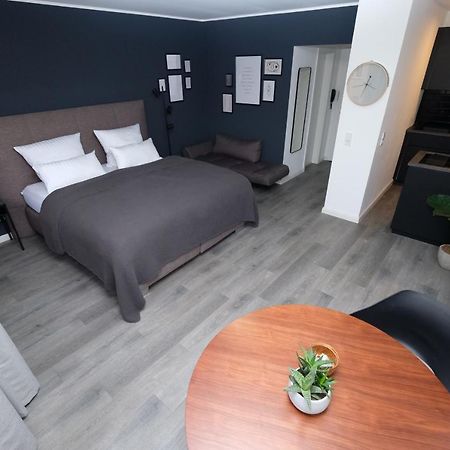 Port 1 - Exklusives City Apartment Бремерхафен Экстерьер фото