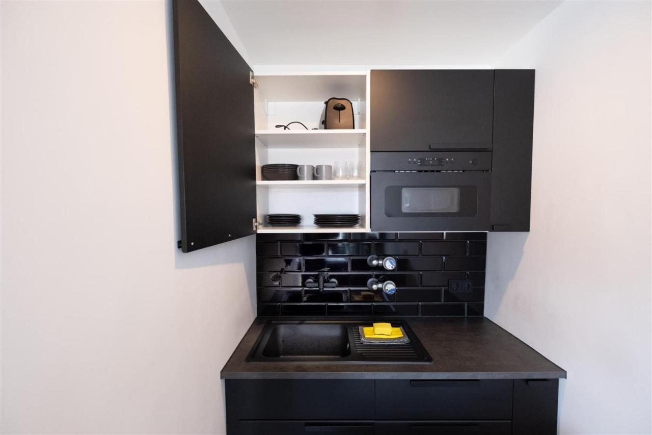 Port 1 - Exklusives City Apartment Бремерхафен Экстерьер фото