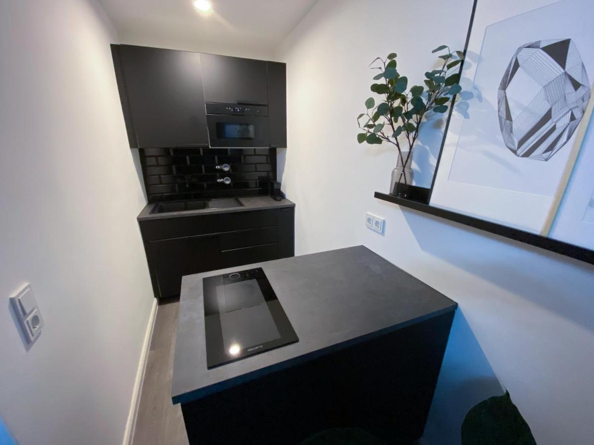Port 1 - Exklusives City Apartment Бремерхафен Экстерьер фото
